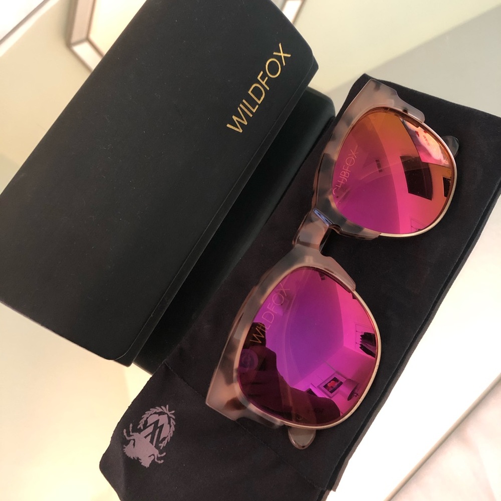 Wildfox ‘Club fox’ sunglasses
